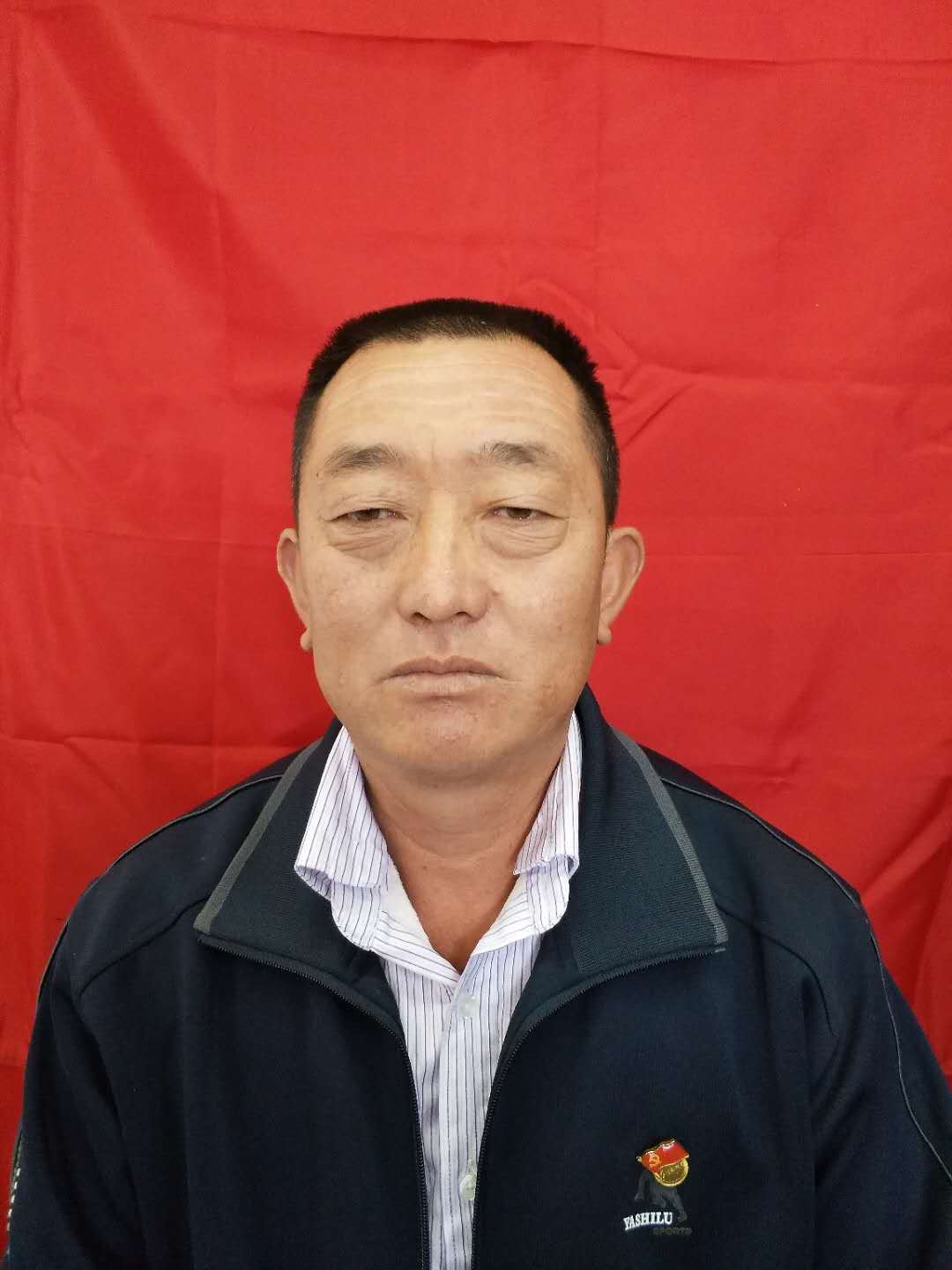 李汉泉红底.jpg